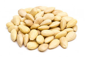 efos: Blanched almonds